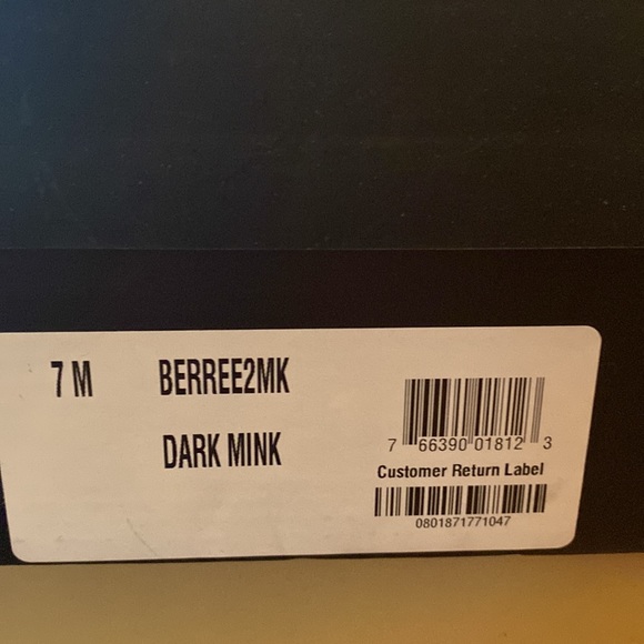 INC International Concepts (Macys) studded ankle boots dark Mink olive 7 new box - Picture 8 of 8